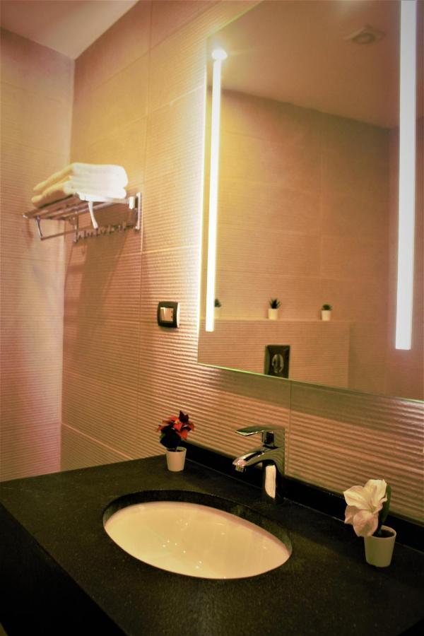 New Merryland Hotel 3*