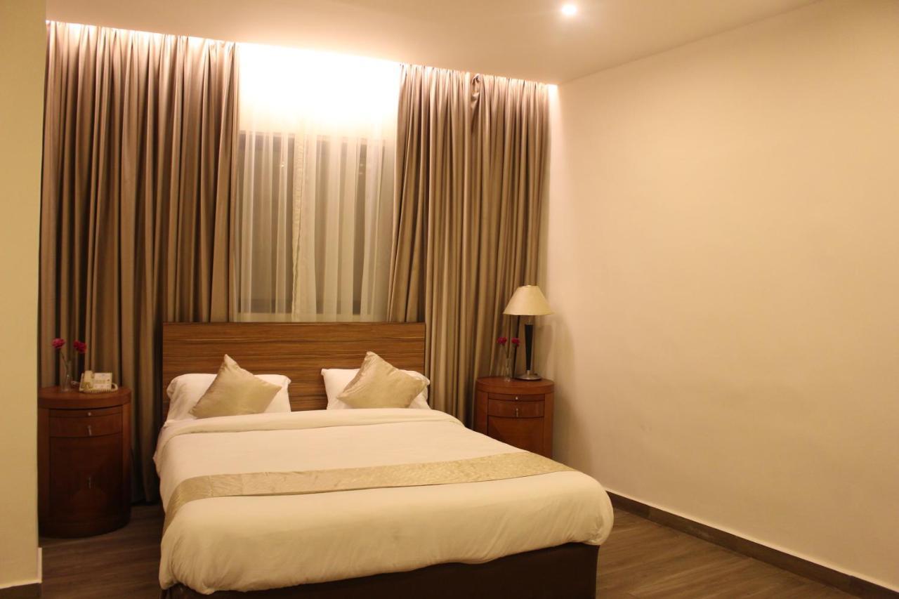 Hotel New Merryland 3*